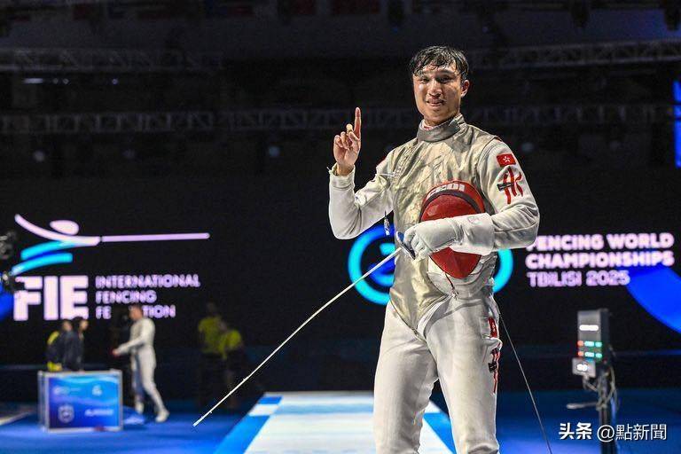 关于运动员们激情奋战，以全力比拼争取成功的信息