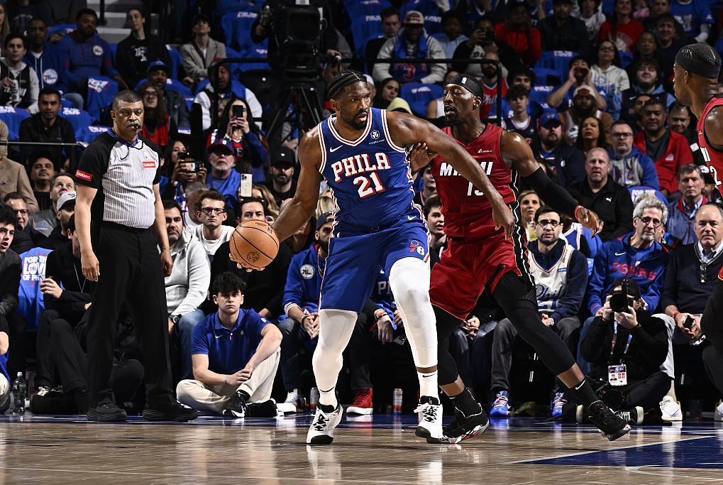 76人遭遇两连败:恐跌出季后赛名单 76人遭遇两连败:恐跌出季后赛名单