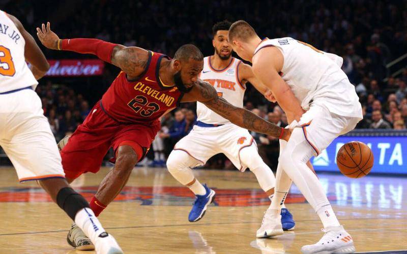 骑士擒下尼克斯,取得胜利 骑士擒下尼克斯,取得胜利