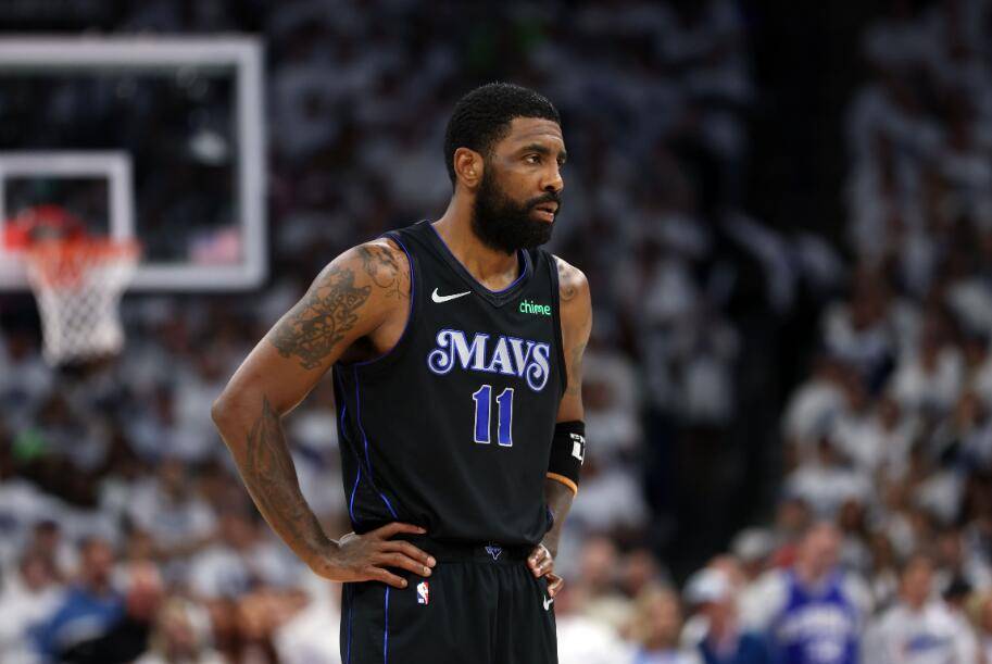 篮网再胜活塞,欧文继续发挥出色,独撑球队取胜 篮网再胜活塞,欧文继续发挥出色,独撑球队取胜