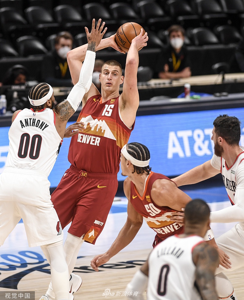 开拓者逆转圣奇努,利拉德独得38分 开拓者逆转圣奇努,利拉德独得38分